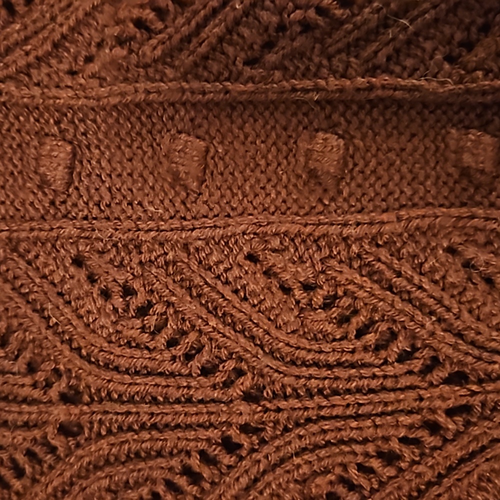 Sweater - Picture 3 of 4